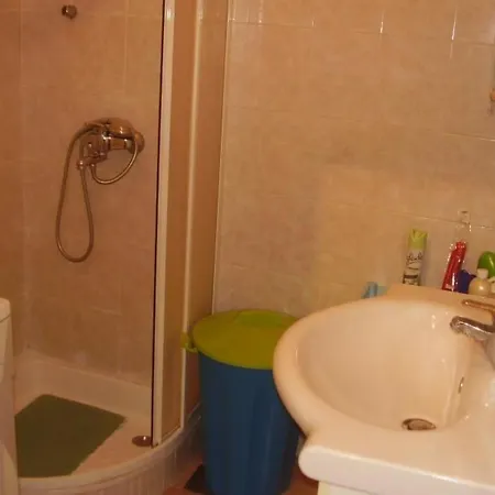 In Der Altstadt Von Gelegenes Mit Balkon By Interhome * Zadar